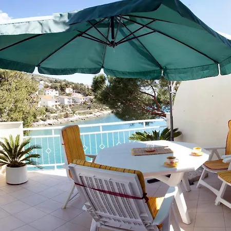 Apartmán By The Sea Mavarstica, Ciovo - 9432 Trogir